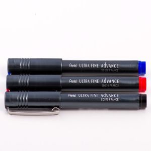 Pentel Ultra Fine Advance Black